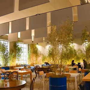 https://hostel-bovisa-urban-garden.italymilanhotels.net